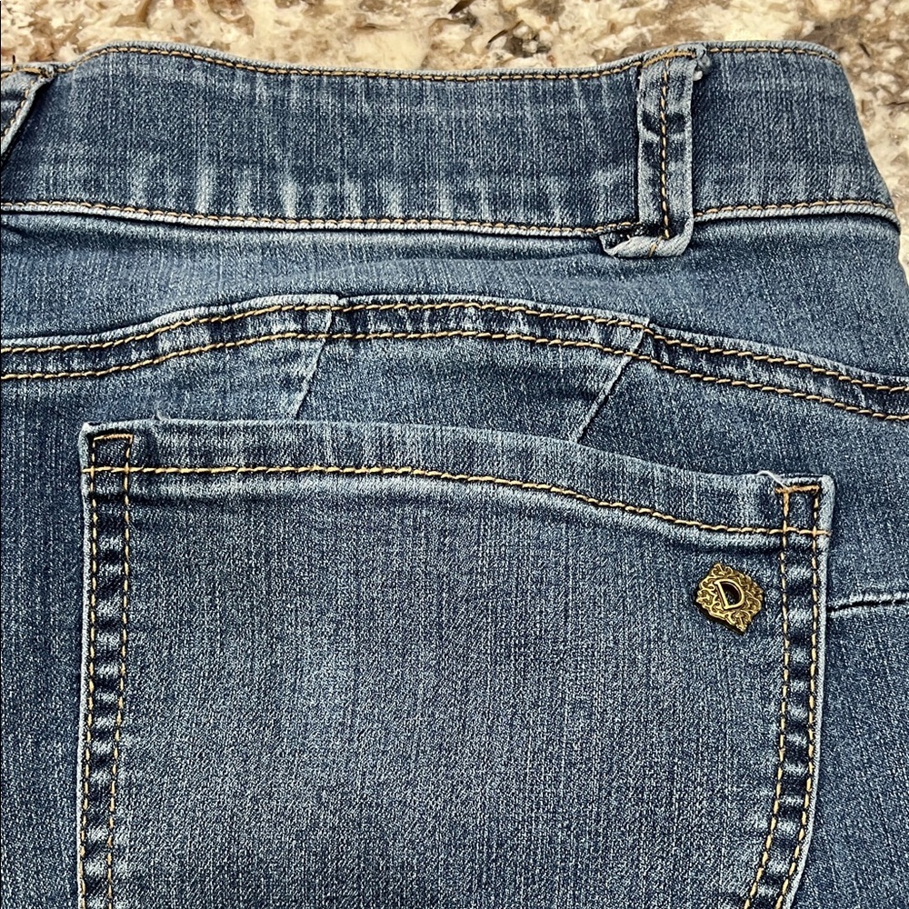 Denim Jean Shorts for Women Bundle - Picture 3 of 13